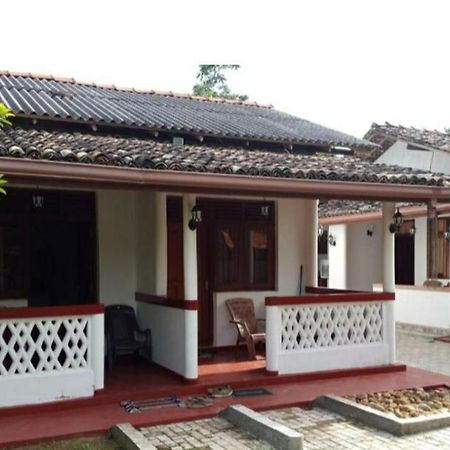 River Side Holiday Inn Weligama Exterior foto